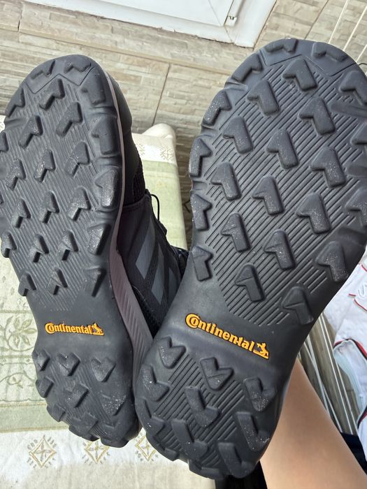 Зимни боти за момче Adidas Terrex