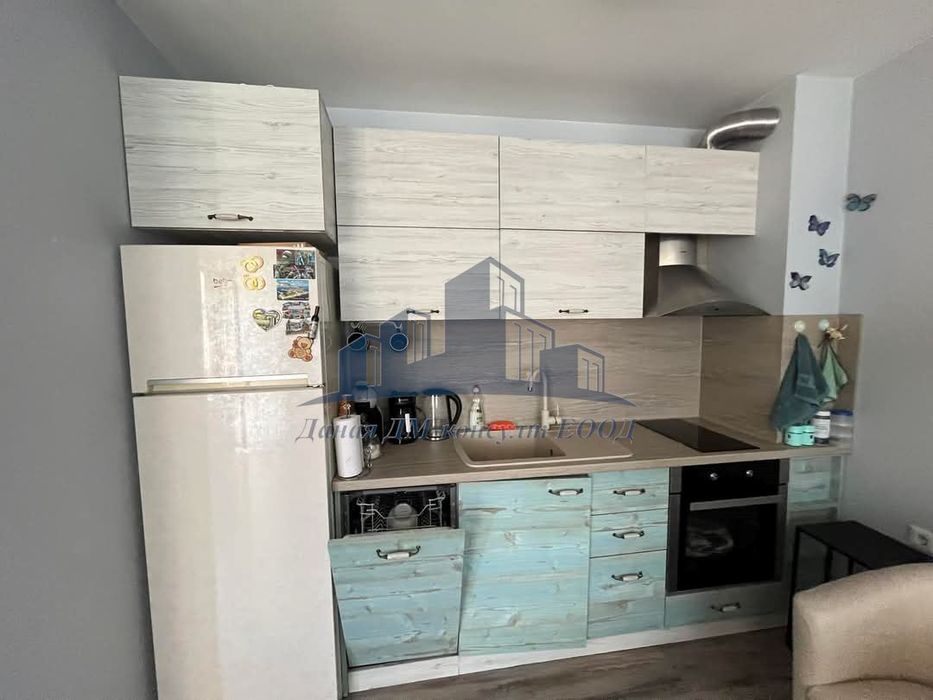 Дава се под наем Двустаен апартамент в Шумен, Гривица - 63 кв.м за 331.5 € - Снимка #2