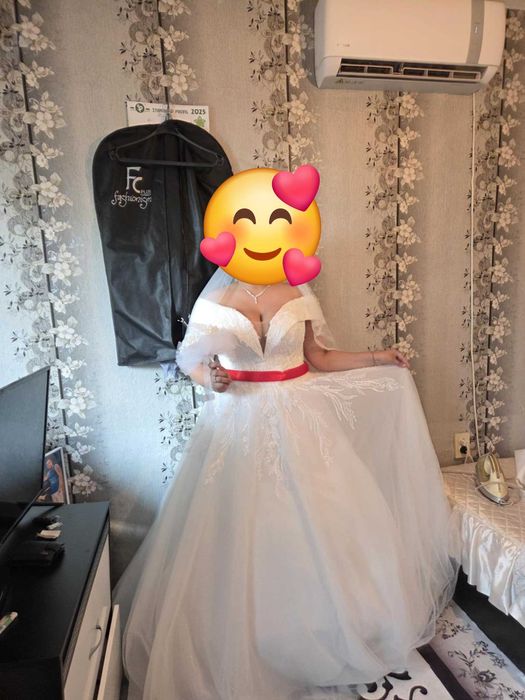 Булченска рокля-с подарък воал