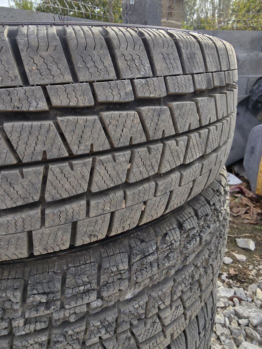 Продавам джанти с гуми за фиат добло 16ки