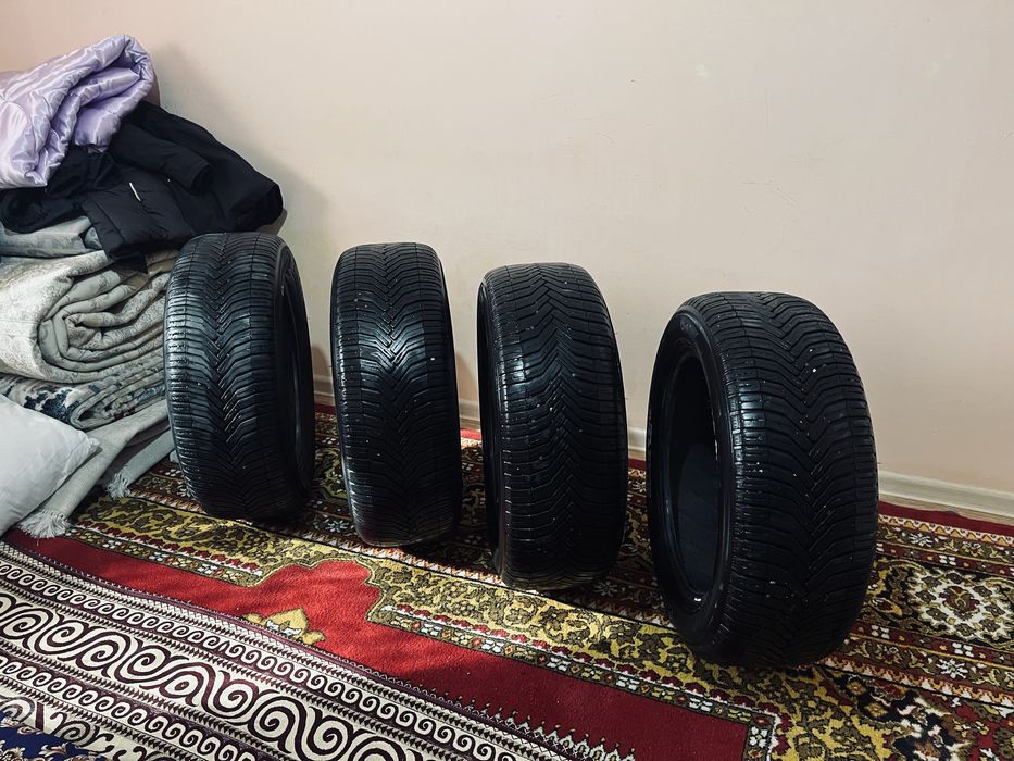 Покрышки MICHELIN R17