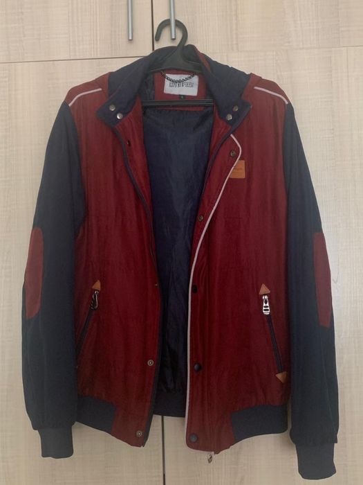 Ветровка школьника