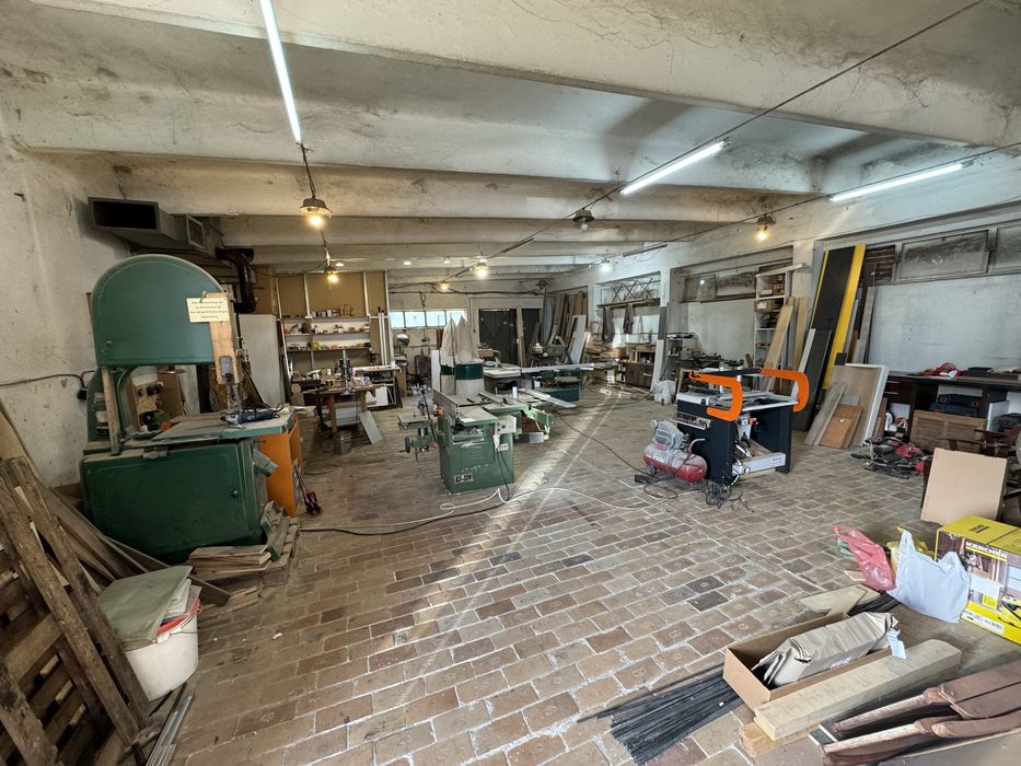 Дава се под наем Промишлена сграда в Пловдив, Индустриална зона - Тракия - 136 кв.м за 484.5 € - Снимка #2