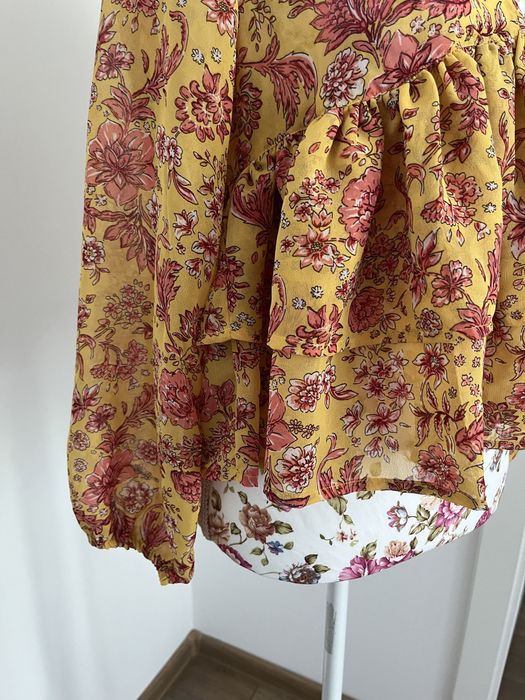 Bluza noua, marimea 36