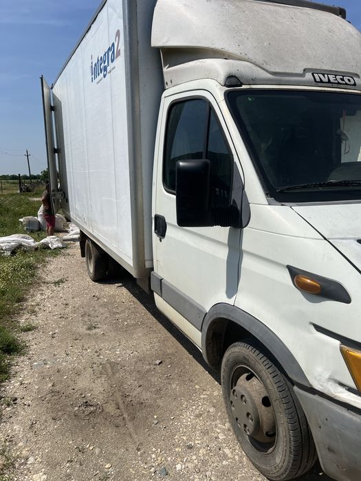 De vanzare iveco daili 23 autoutilitara