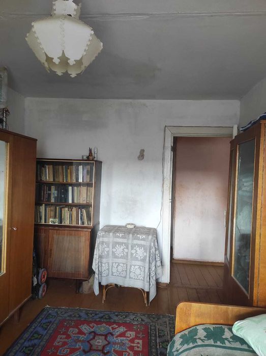 Продам трехкомнатную квартиру