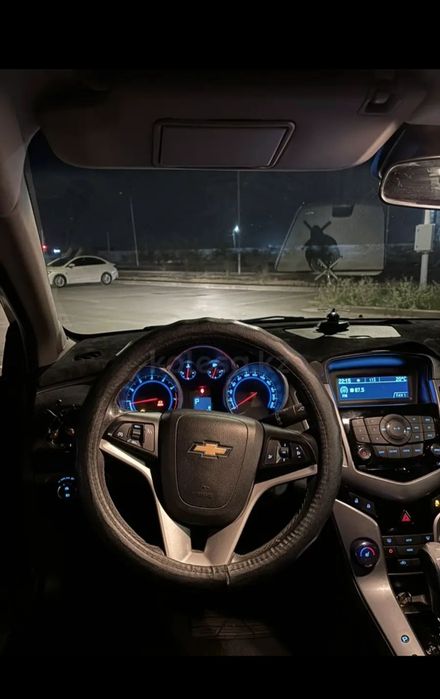 Продам Шевроле круз