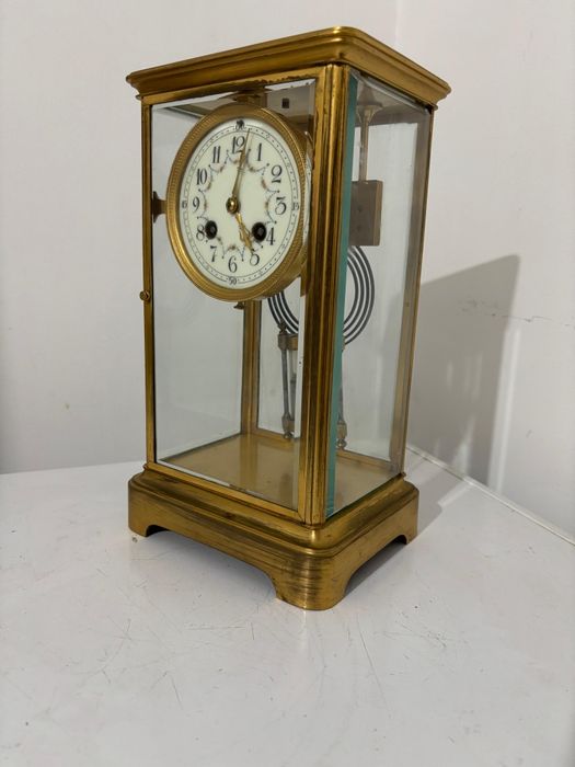 Настольные антикварные часы