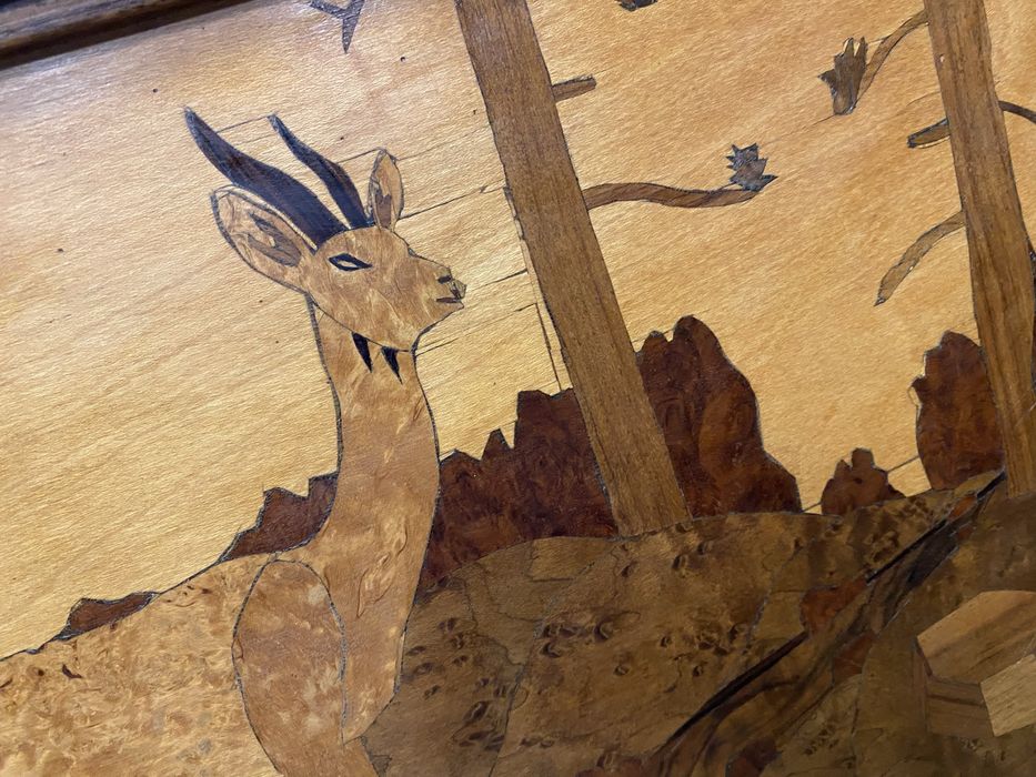 Винтидж дървена маркетерия картина елени Западна Европа 1950-те