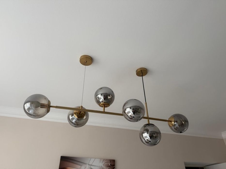 Продам Люстру б/у