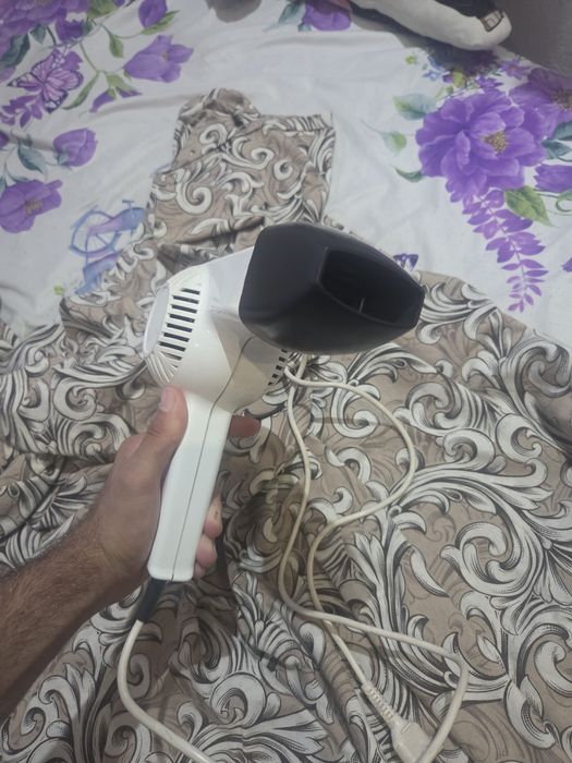 Продавам сешолар