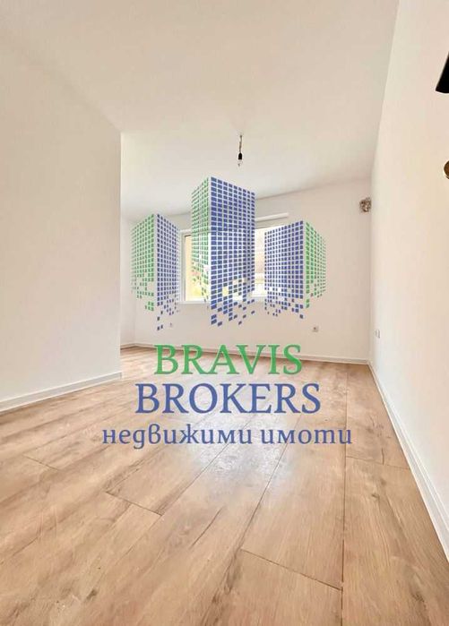Продава се Тристаен апартамент в Варна, Бриз - 98 кв.м за 1909 €/кв.м - Снимка #3