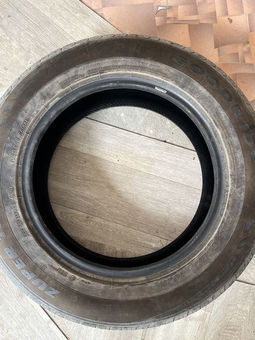 Продам комплект летных резин