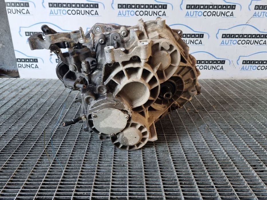 Cutie de viteze Volkswagen Tiguan 5N 2.0 TDI 2007 - 2011 140CP Manuala 6 Trepte CFFB ...