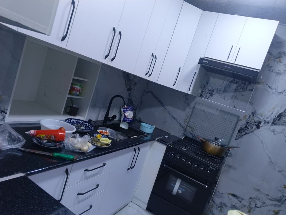 Мебель на заказ кухонный гарнитур шкаф купе в магазинах полок витрина