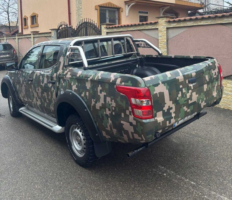 Mitsubishi L200 Double Cab M/T Instyle