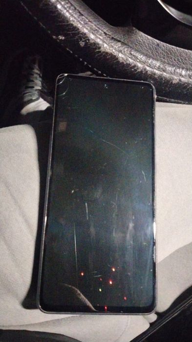 Самсунг а 52 на 128