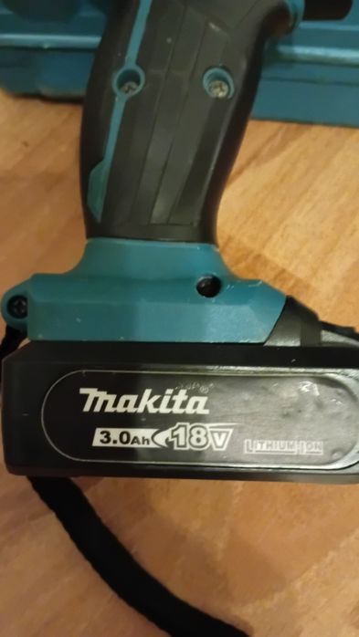 Винтоверт Makita 18 v