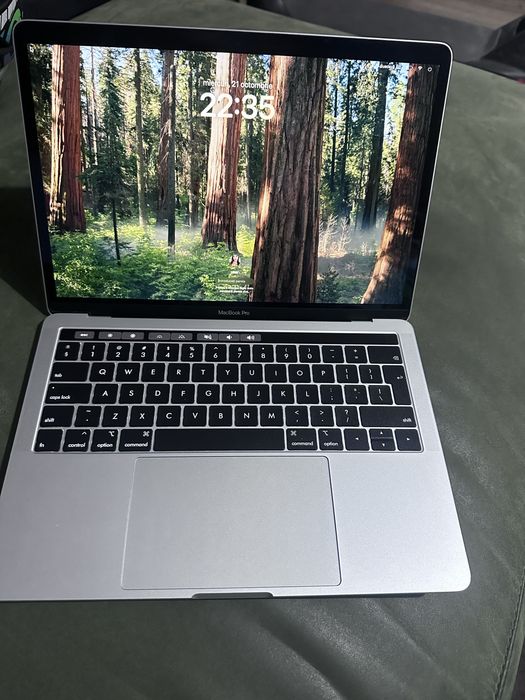 Vand laptop apple
