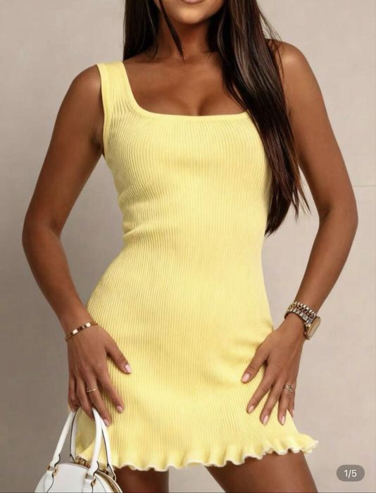 Жълта Рокля