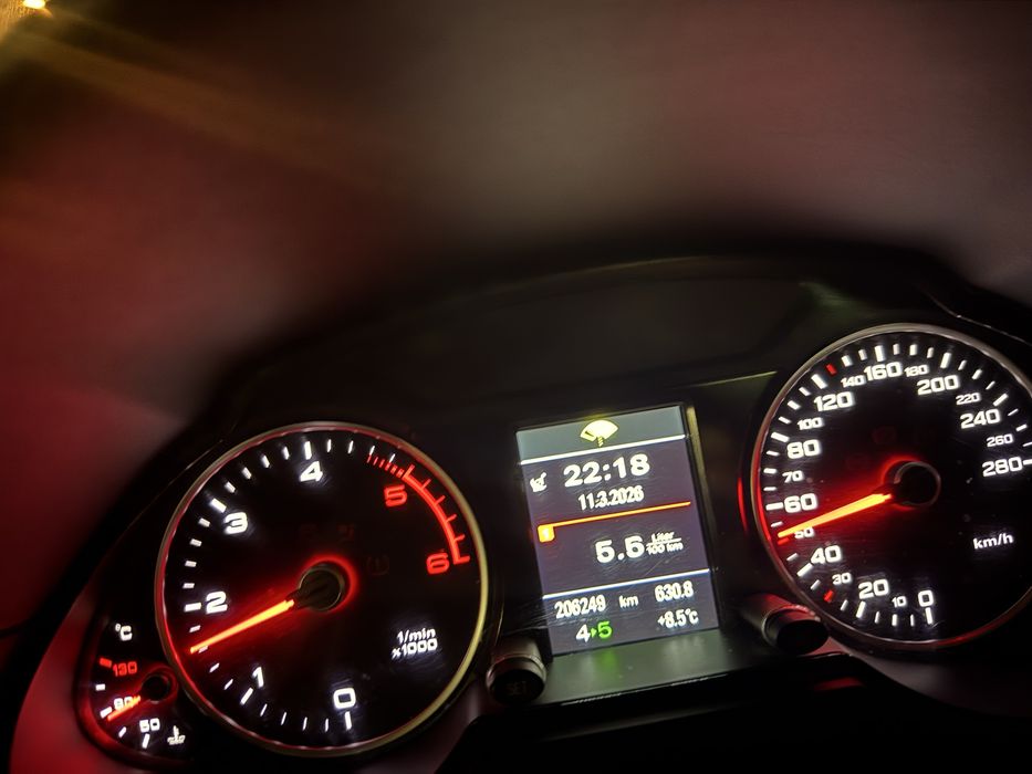 Audi Q5  3xs line vand sau schimb