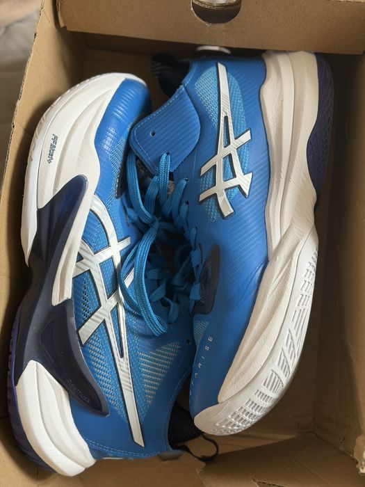 Кроссовки ASICS , Б/У