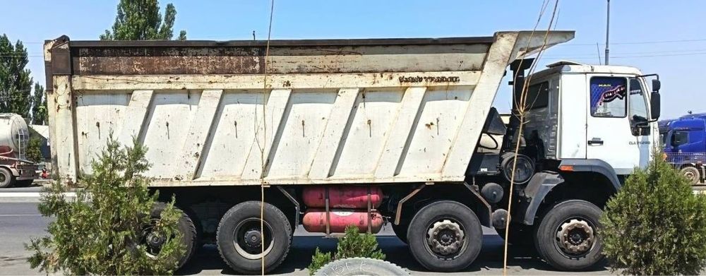 40 тонналик MAN CLA самосвал срочно сотилади