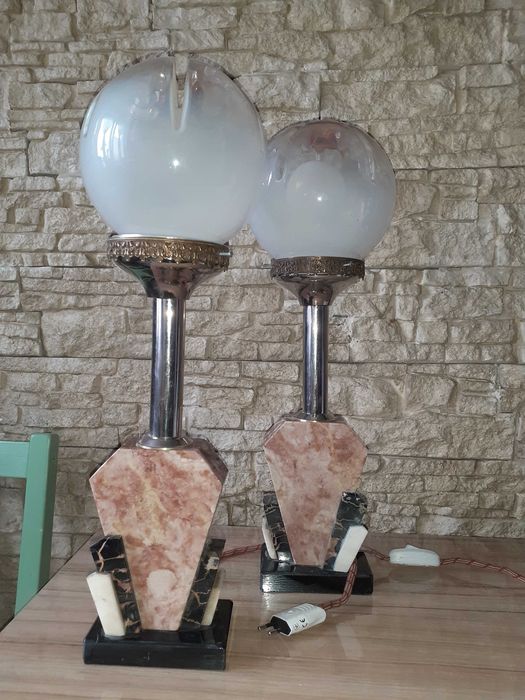 Vand pereche de lampi art deco deosebite