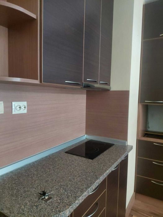 Продава готов за живеене апартамент