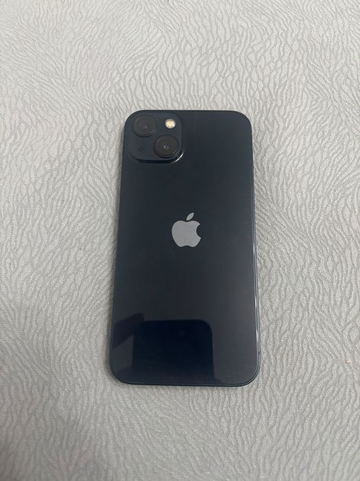 Apple IPhone 13 .