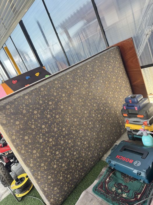 Диван обмен на 1кг банан