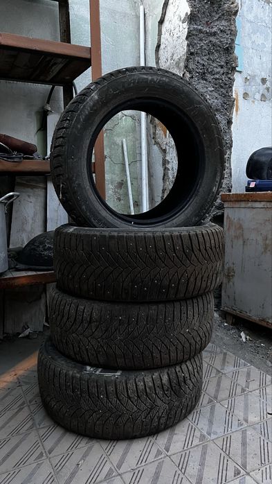Зимние шины шипованые