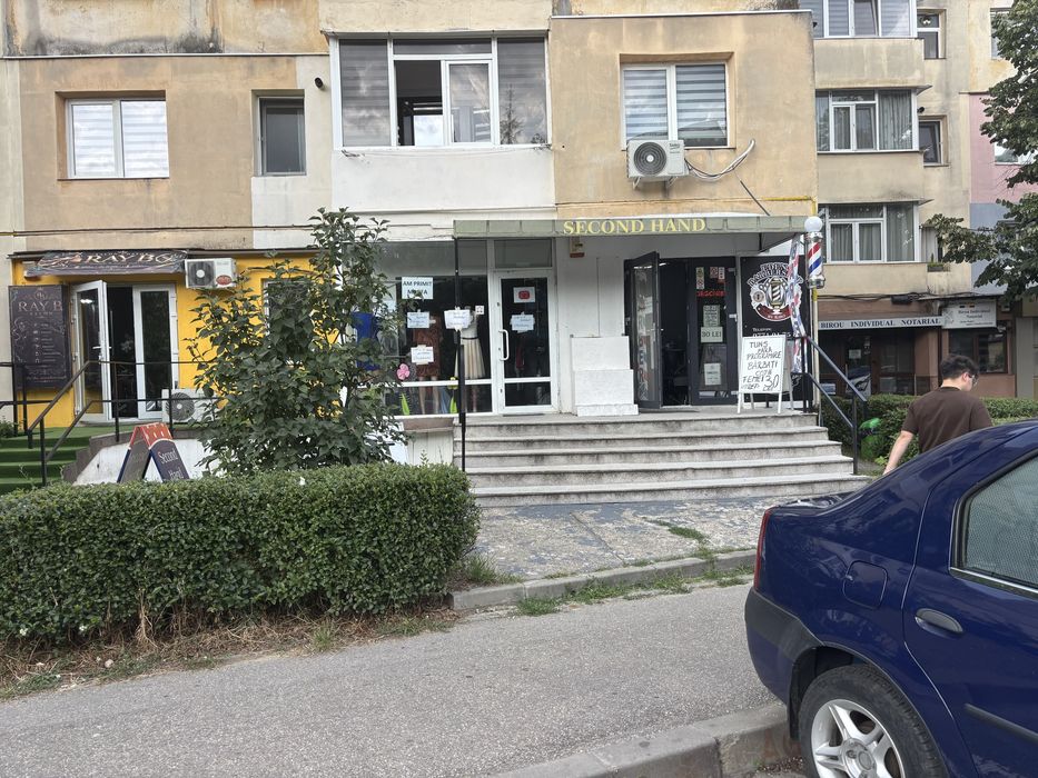 De inchiriat spatiu comercial