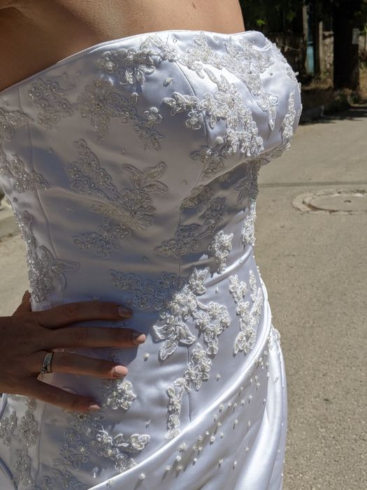 Булчинска рокля за 400 лева