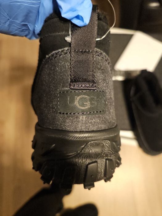 Cizmulita  noua bărbați UGG marimea 43