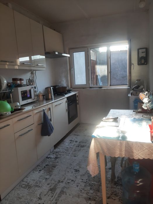 Yangihayot tumani, Rayxon, 1tor kochasi, 8-2 Uy