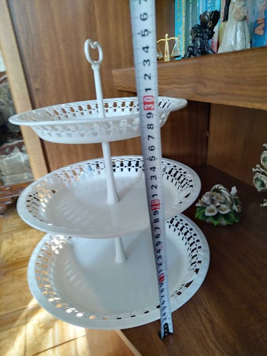 Продам с доставкой фруктовницу