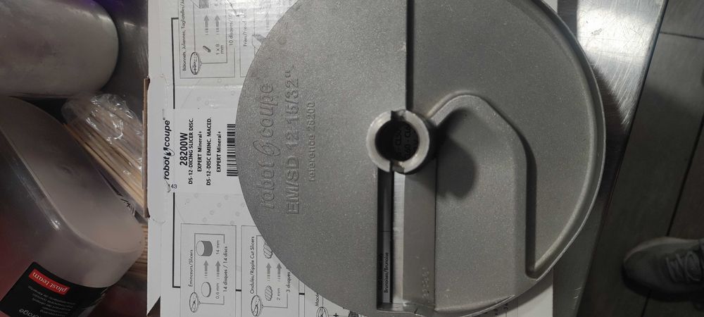 Зеленчукорезачка Robot Coupe CL50 Франция