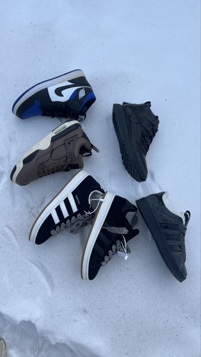 Кроссовки Nike и Adidas