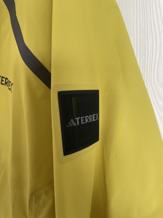 Jacheta Adidas Terrex x National Geographic Climaproof Rain Jacket Yellow