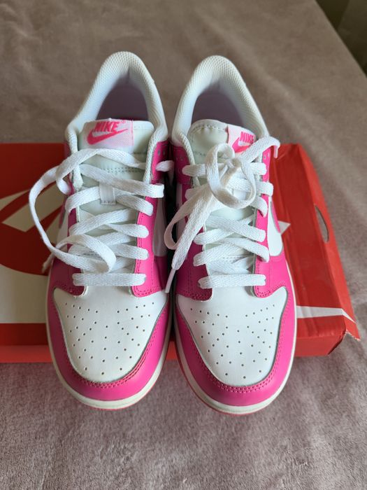 Маратонки WMNS NIKE COURT legacy lift