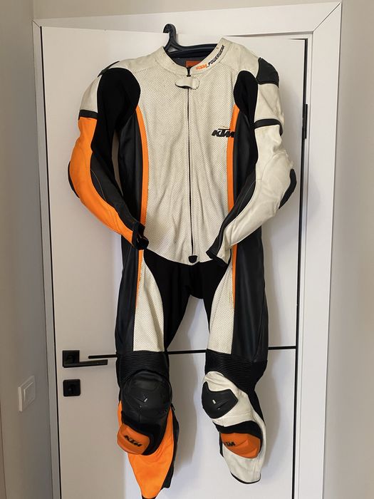 Сьют, экипировка для трека от КТМ