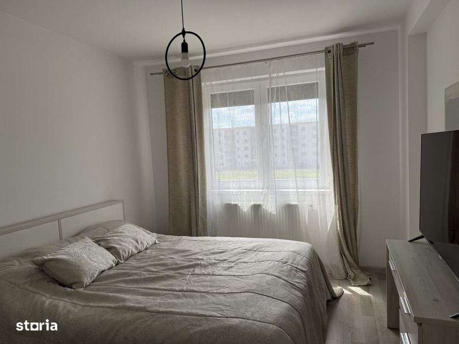 Apartament 2 camere zona TRACTORUL