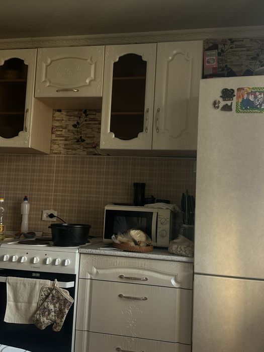 Продам кухонный гарнитура!