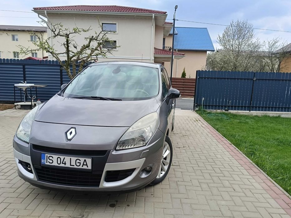 Vând Renault scenic 3 an 2011