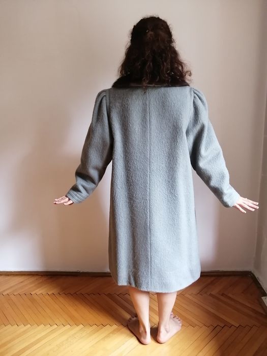 Зимнее пальто с норкой