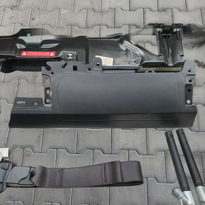 Plansa Bord Tesla 3 Airbaguri