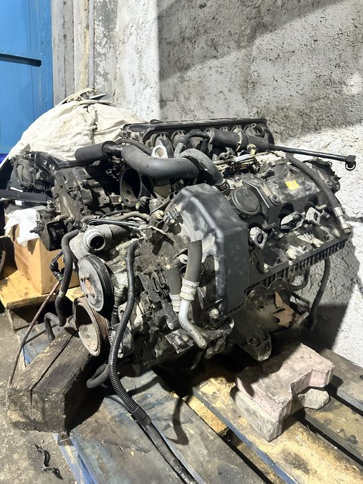 Двигател N62b40 306hp