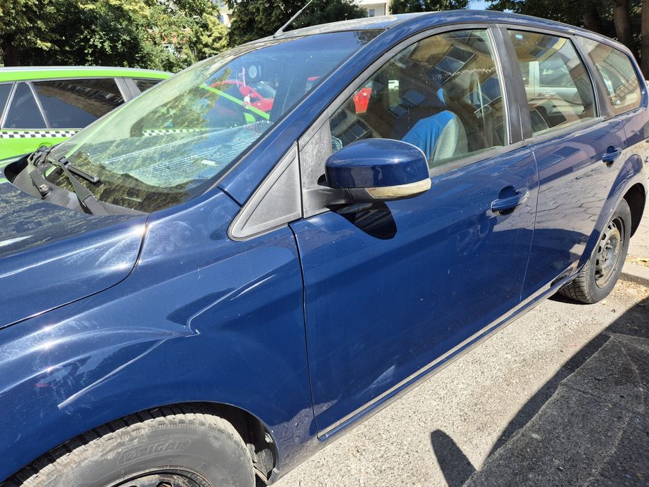 Продавам или бартер Форд Фокус комби