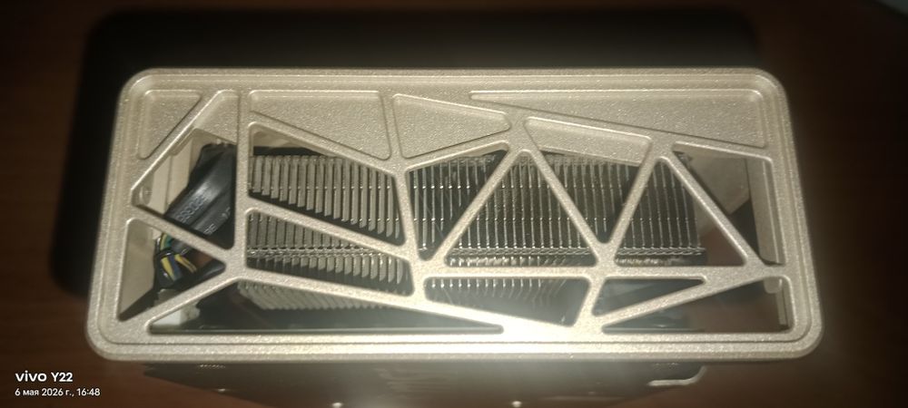 Срочно продам rx5700 8gb